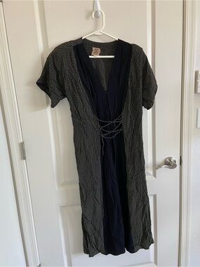 Vintage Zelda Black and Olive Green Polka Dot V-Neck Dress
